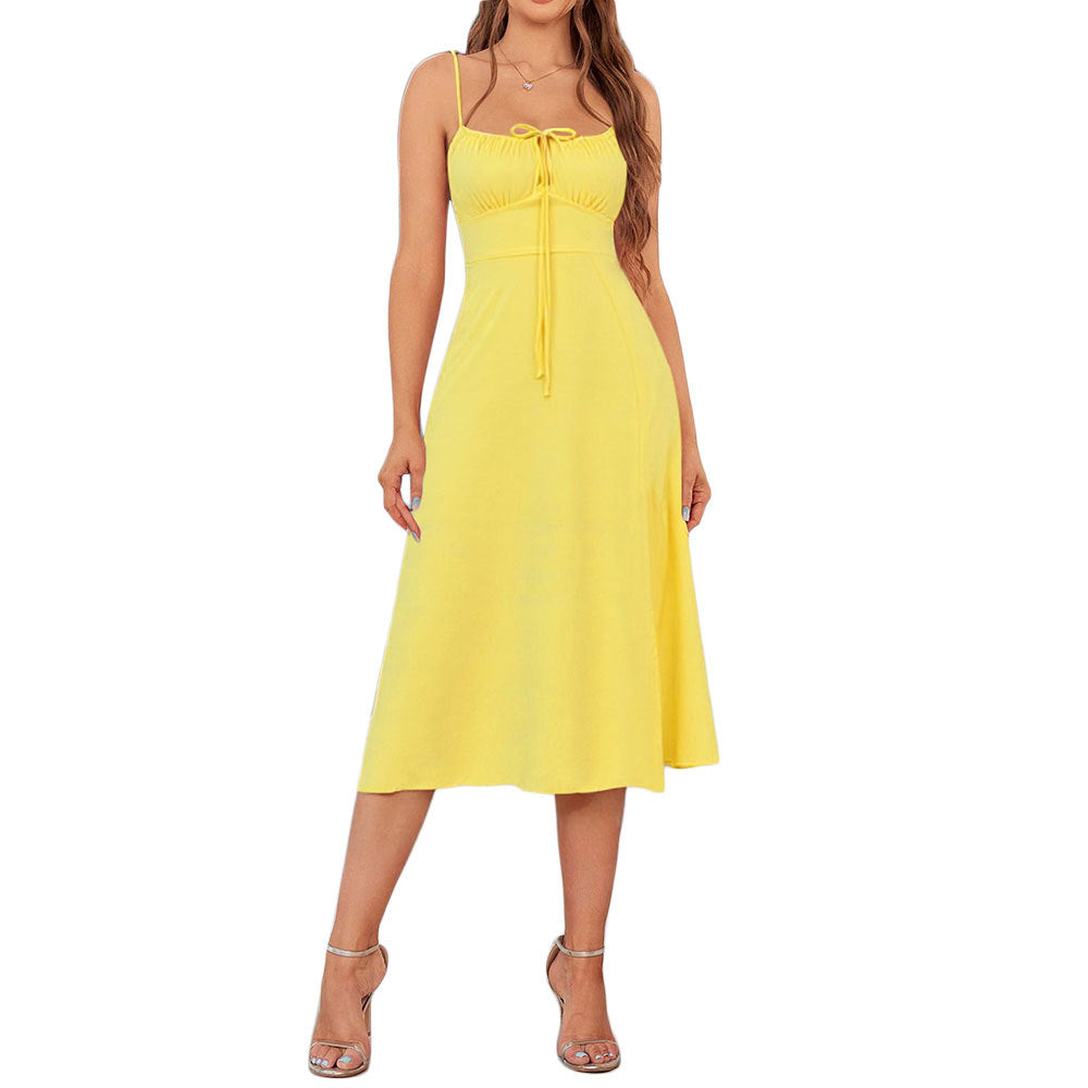 Sweet and sexy dress with high waisted slit and suspender slim fitting and slimming long skirt