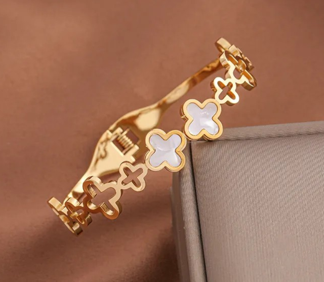 Double The Glory 手镯 珐琅镀金三叶草花