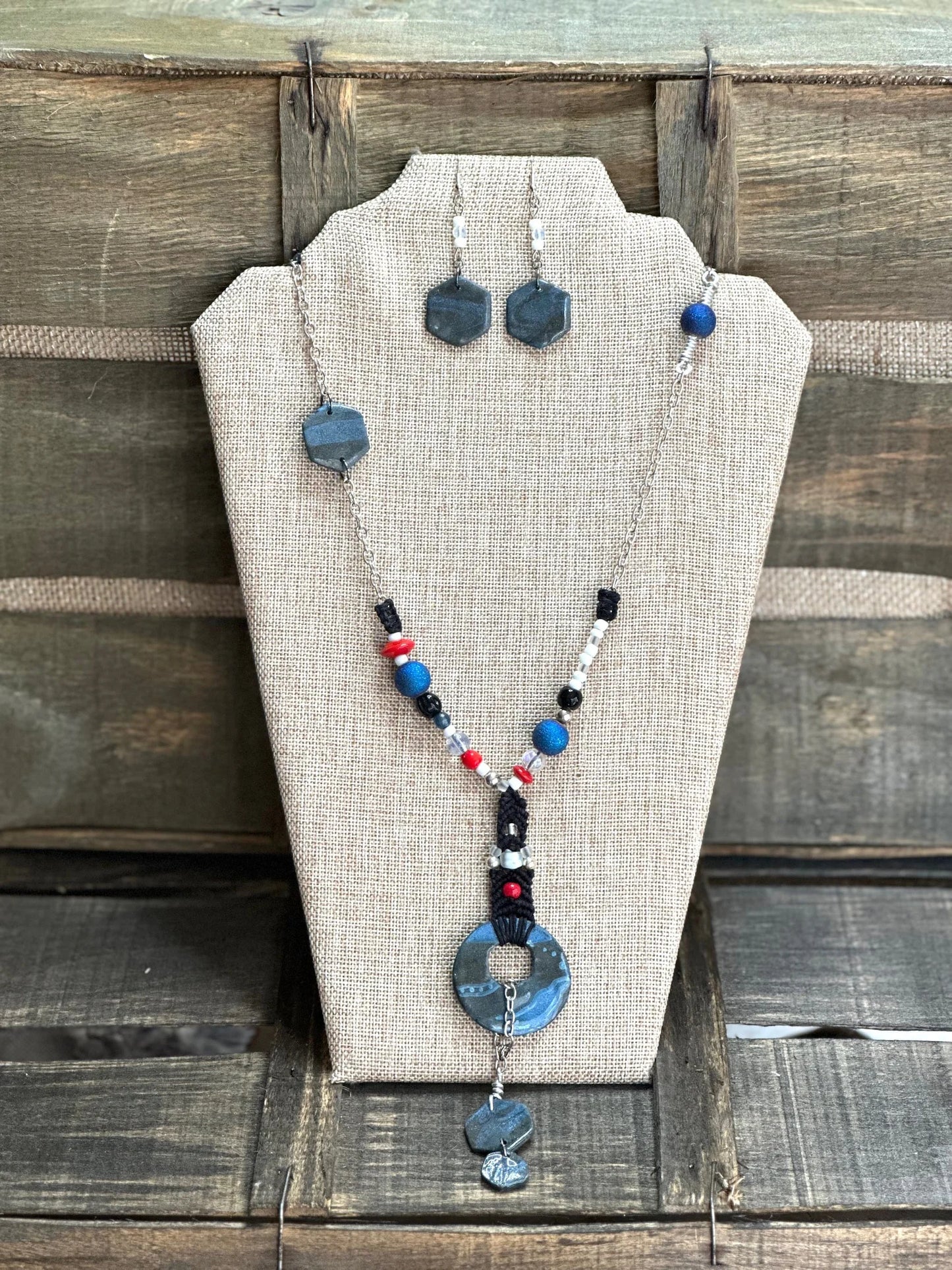 手工粘土吊坠串珠项链和耳环套装