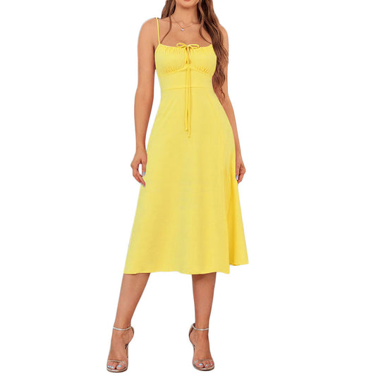 Sweet and sexy dress with high waisted slit and suspender slim fitting and slimming long skirt