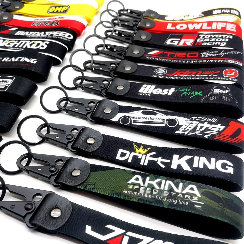 Car JDM Modified Culture Drift Expert Initial D Climbing Button Carabiner Olecranon Keychain Pendant