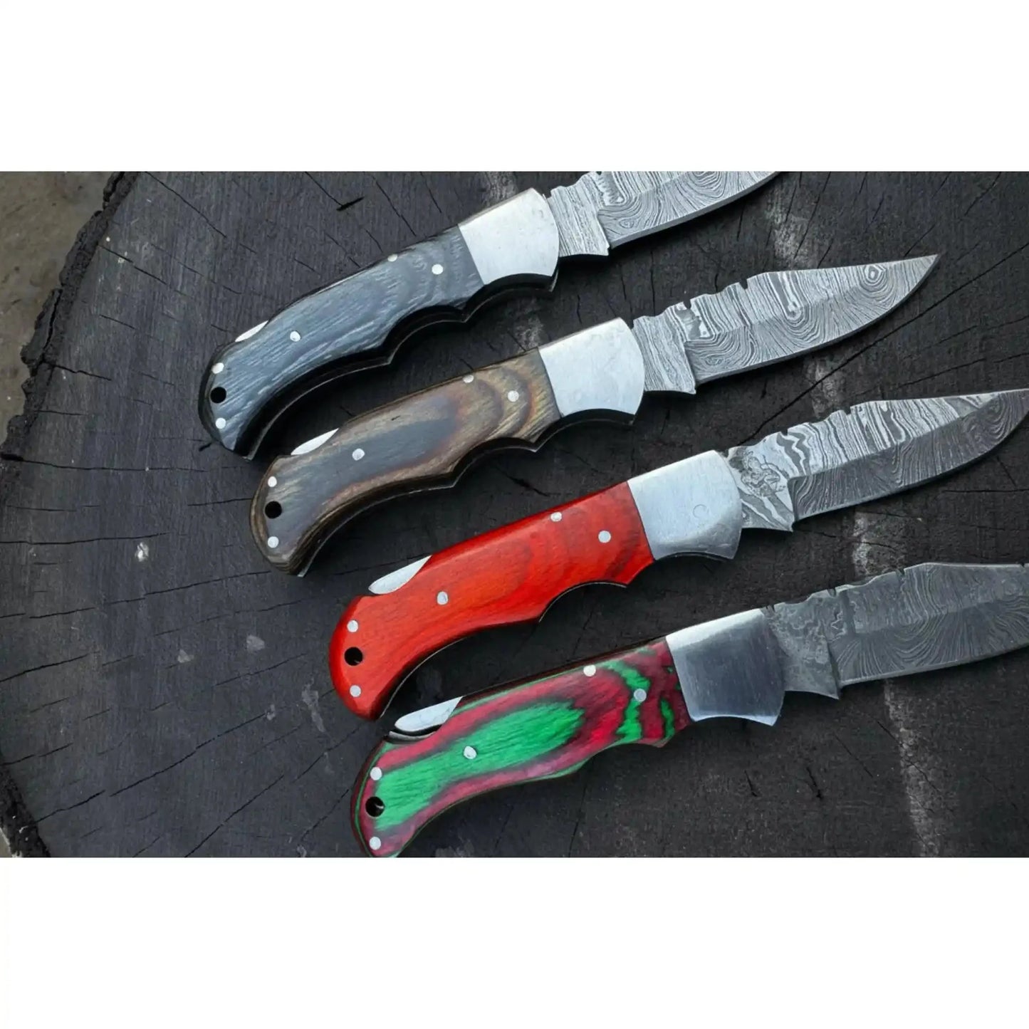 Handmade Damascus Steel Folding Knife – Premium Handle